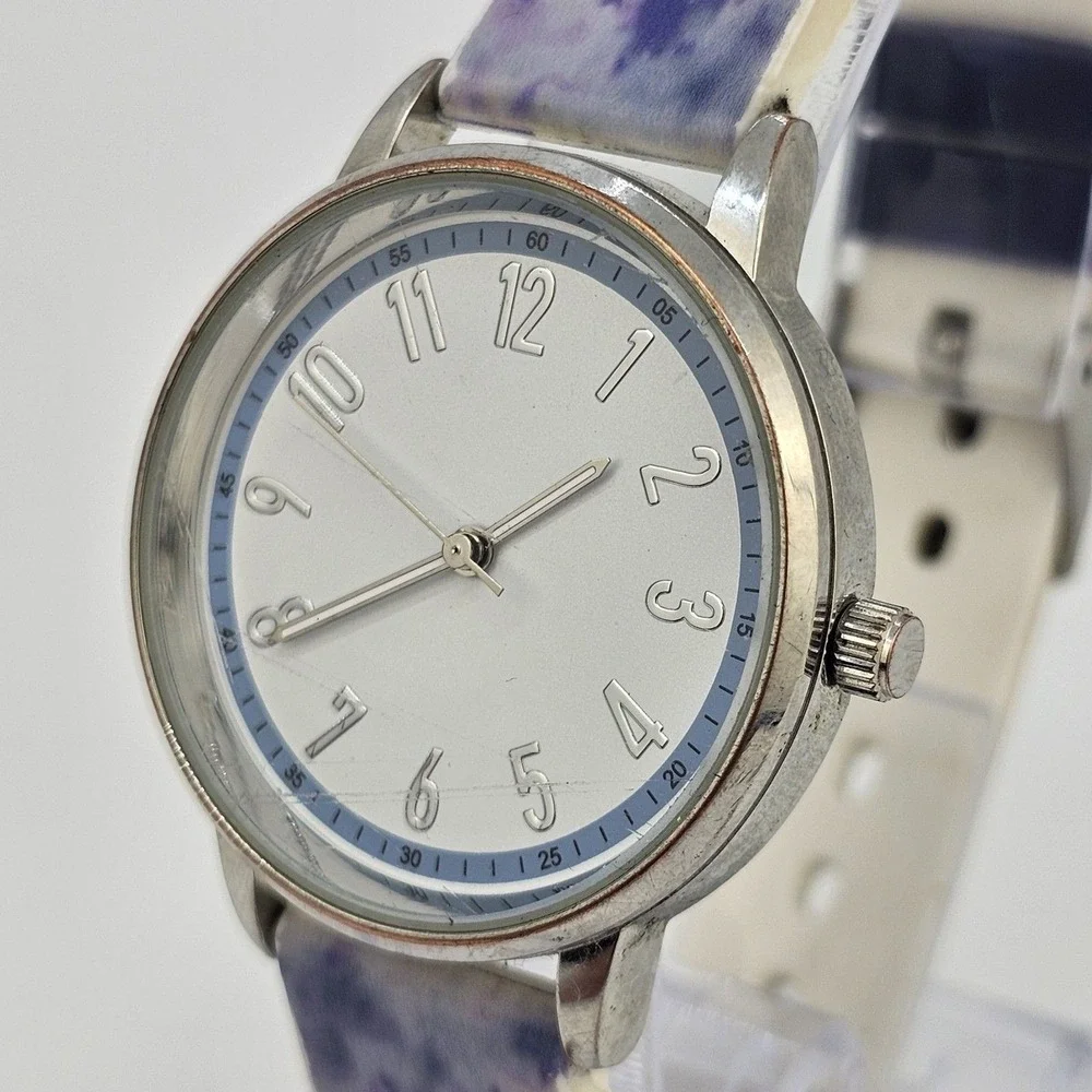 Women's Watch 35MM Gray Dial Floral‎ Plastic Band Straps New Battery